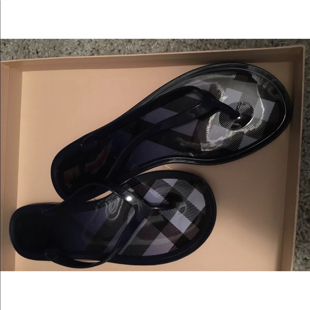 Burberry jelly navy flip flops right 38 left 39